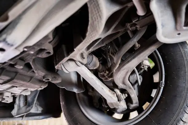 Ultimate Guide: Jetta 4, Golf 4/GTI) Замена или подмачкување на черупката на предната шипка за нишање